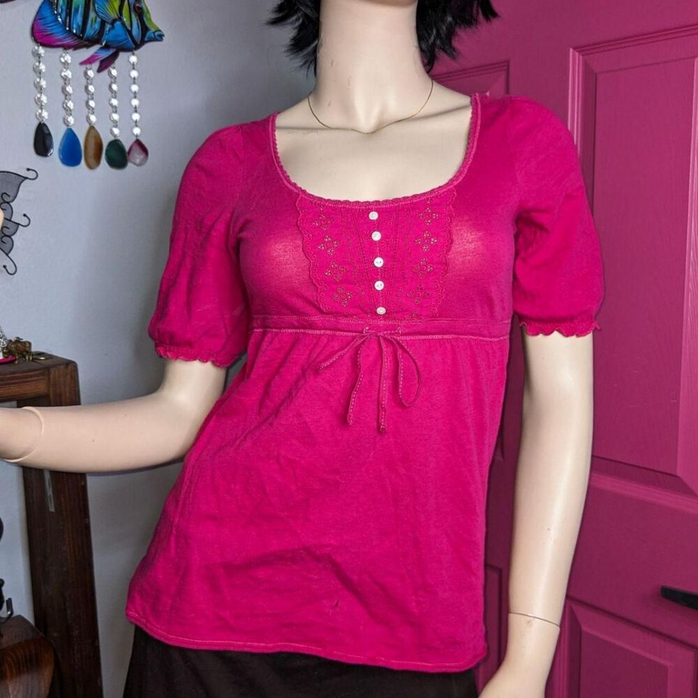 American-eagle Women's Pink and Burgundy T-shirt